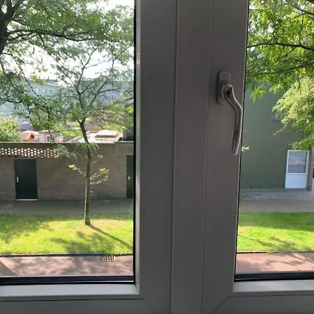 Hababa Short * Άμστερνταμ